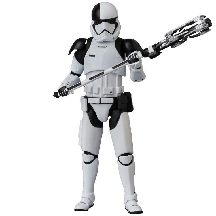 Star Wars: The Last Jedi MAFEX No.069 First Order Stormtrooper Executioner Action Figure Gallery Image 5