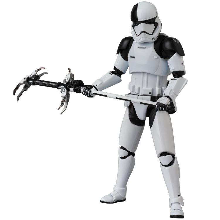 Star Wars: The Last Jedi MAFEX No.069 First Order Stormtrooper Executioner Action Figure Gallery Image 4