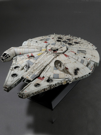 Bandai Perfect Grade 1/72 Millennium Falcon Model Kit