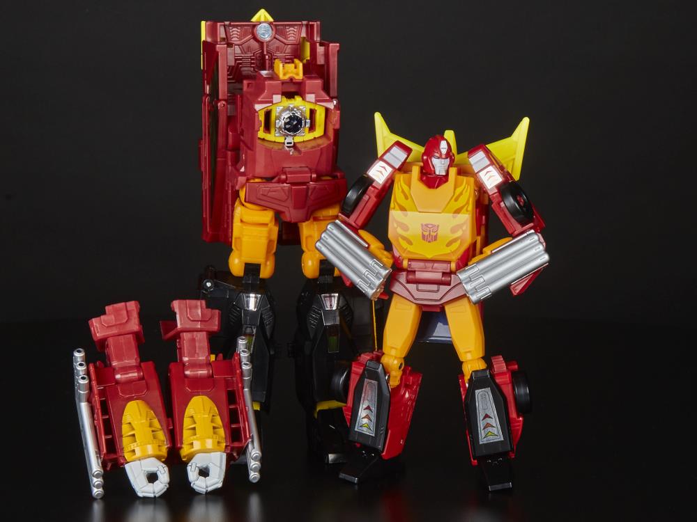 Transformers Power of the Primes Leader Wave 1 Set of 2 Figures Gallery Image 6