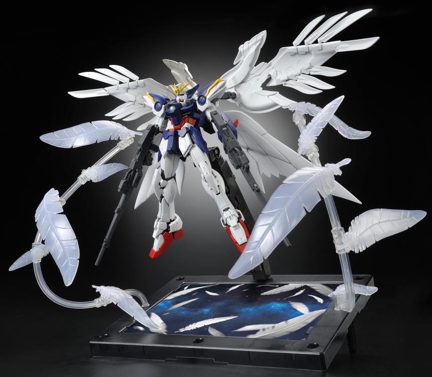 Gundam RG 1/144 Wing Gundam Zero Seraphim Feather Expansion Effect Exclusive Gallery Image 10