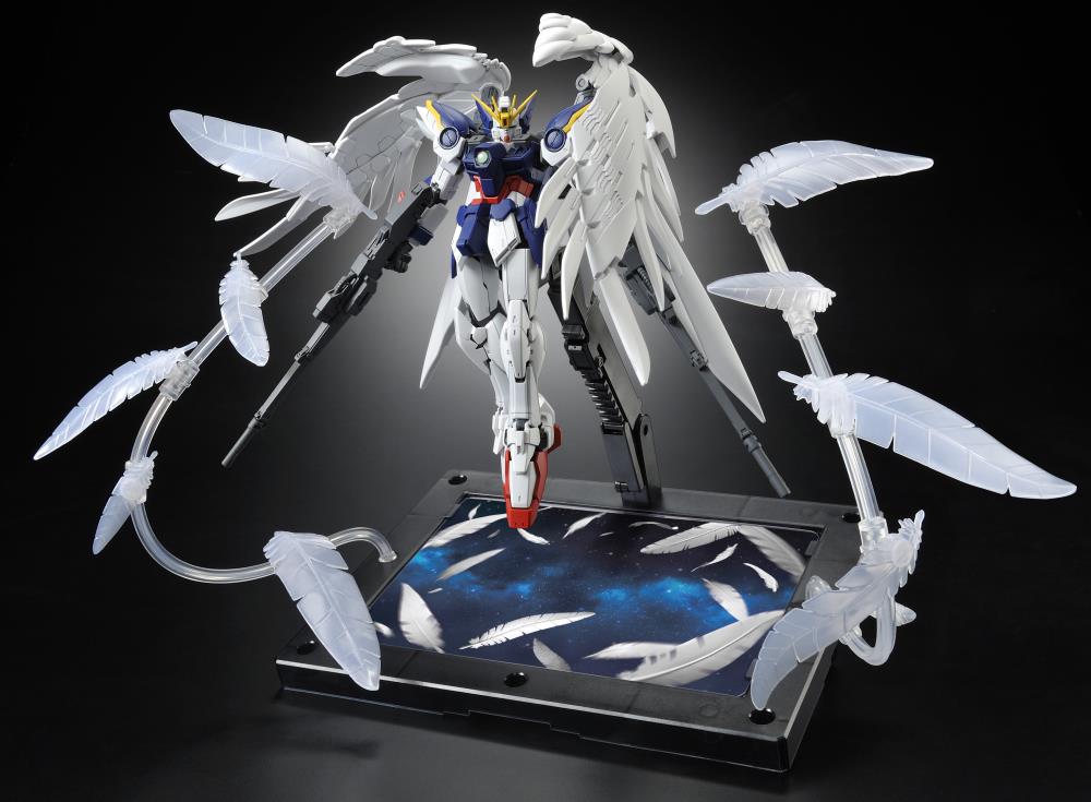 Gundam RG 1/144 Wing Gundam Zero Seraphim Feather Expansion Effect Exclusive Gallery Image 6