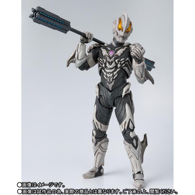 Ultraman S.H.Figuarts Ultraman Belial (Atrocious) Exclusive Action Figure Gallery Image 5