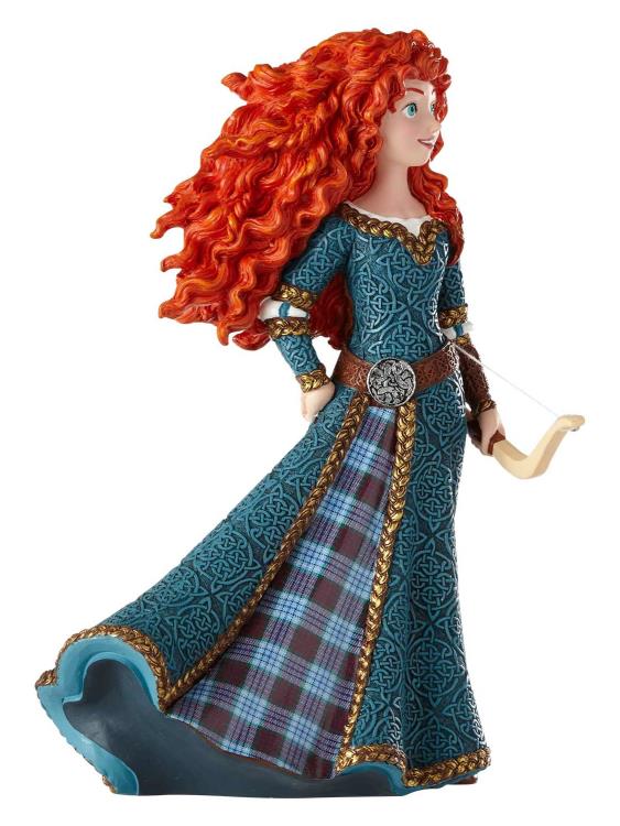 Brave Disney Showcase Couture de Force Merida Figurine Gallery Image 5