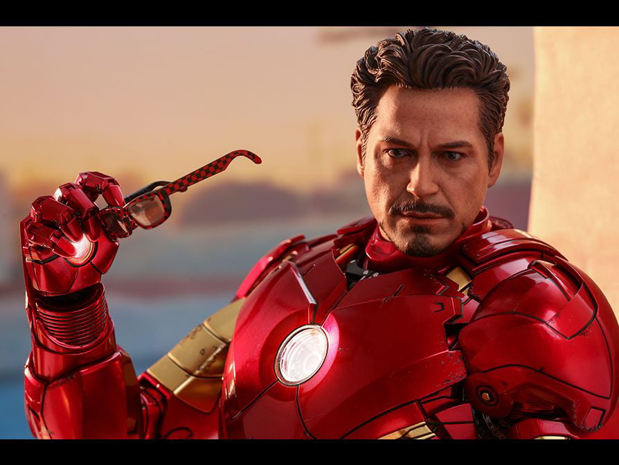 Iron Man 2 MMS462D22 Iron Man Mark IV 1/6th Scale Figure with Suit-Up Gantry Gallery Image 14
