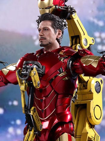 Iron Man 2 MMS462D22 Iron Man Mark IV 1/6th Scale Figure with Suit-Up Gantry Gallery Image 2