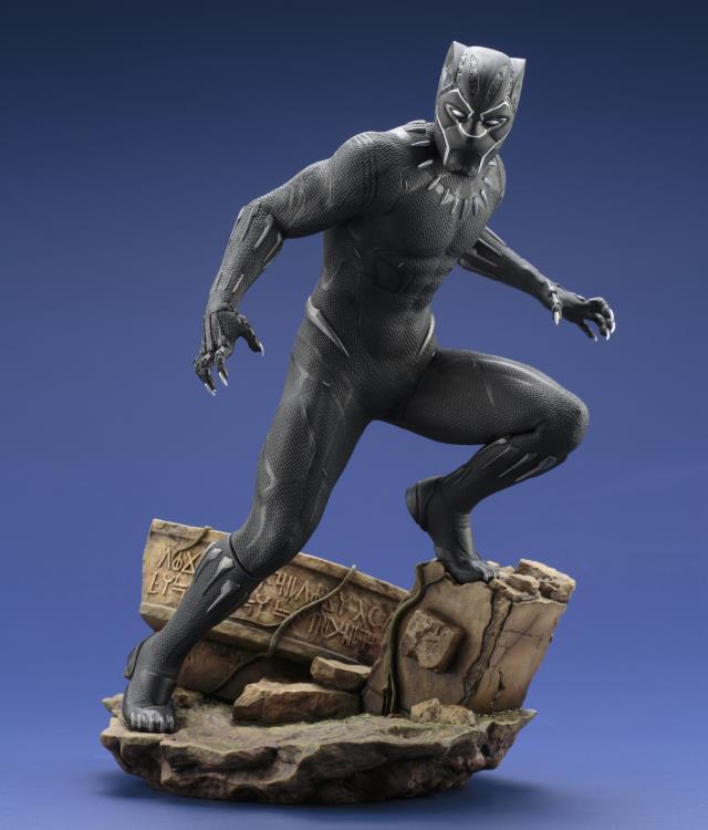 Black Panther ArtFX Statue Gallery Image 3