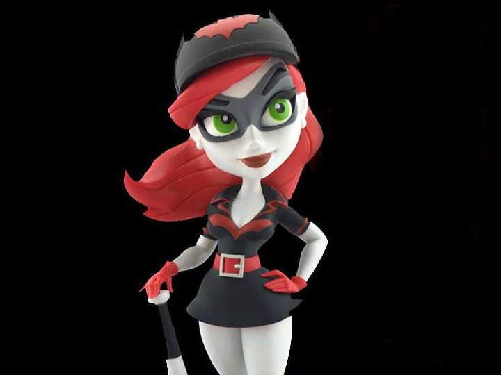 DC Bombshells Batwoman (Noir Edition) Vinyl Figure Gallery Image 1