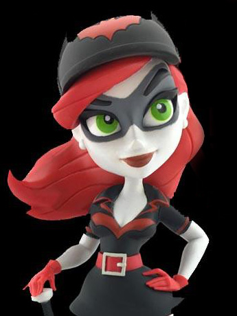 DC Bombshells Batwoman (Noir Edition) Vinyl Figure Gallery Image 2