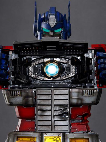 Transformers Ultimetal UM-01BD Optimus Prime (Battle Damaged) Gallery Image 2