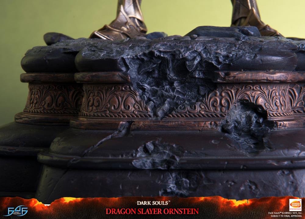 Dark Souls Dragon Slayer Ornstein Statue Gallery Image 17