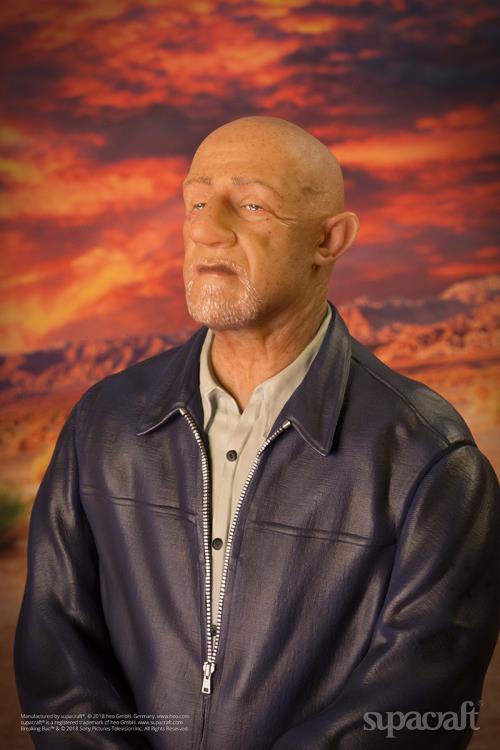 Breaking Bad Mike Ehrmantraut 1/4 Scale Statue Gallery Image 11