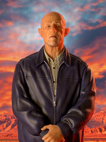Breaking Bad Mike Ehrmantraut 1/4 Scale Statue Gallery Image 2