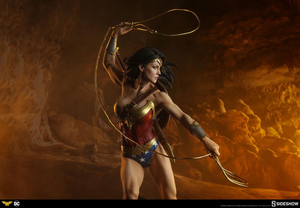 DC Comics Premium Format Wonder Woman Gallery Image 11