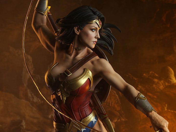 DC Comics Premium Format Wonder Woman Gallery Image 1