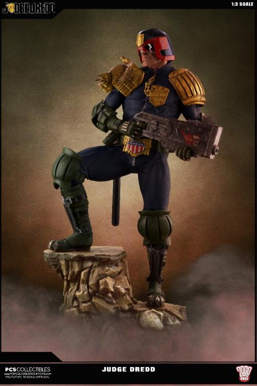 Judge Dredd 1/3 Scale Limited Edition Statue Gallery Image 9