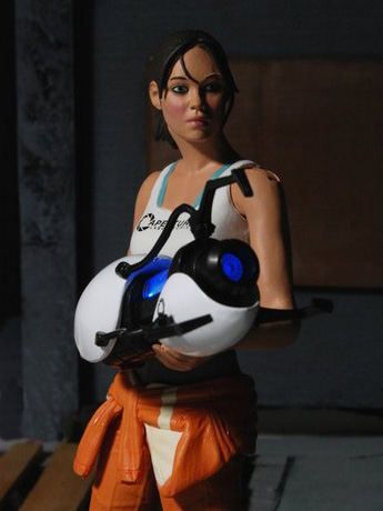 Portal 2 Chell Figure Gallery Image 2