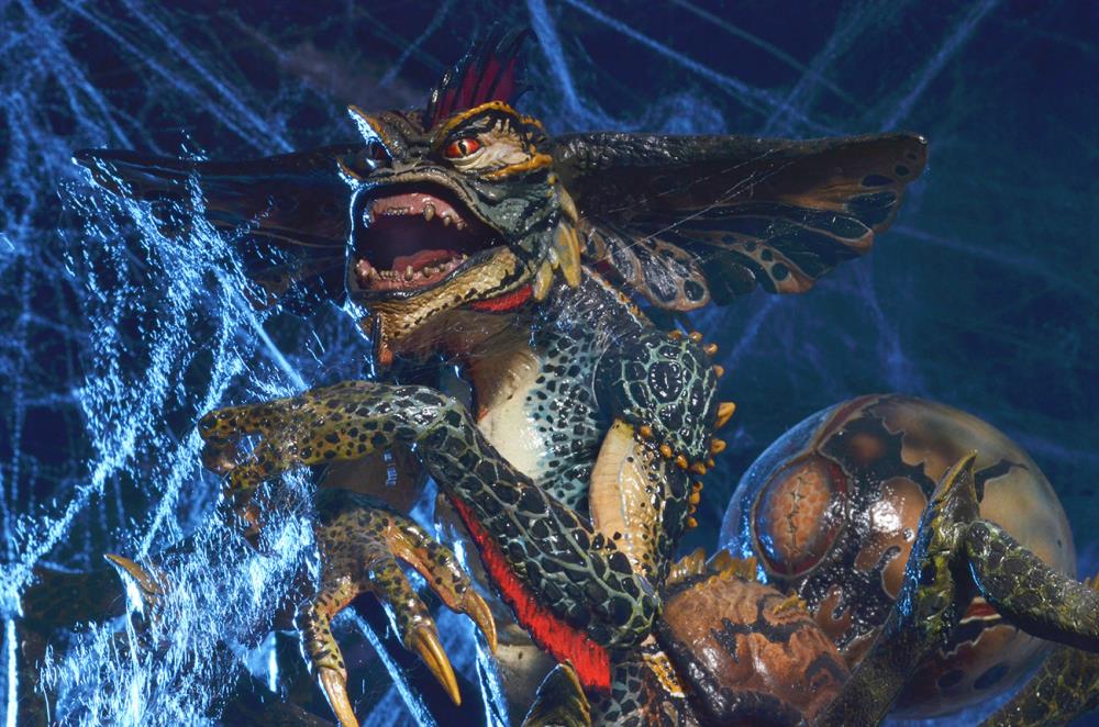 Gremlins 2: The New Batch Spider Gremlin Deluxe Figure Gallery Image 6