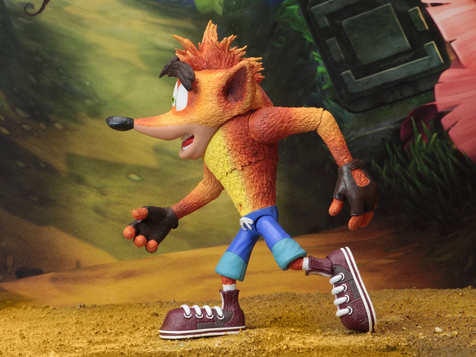 Crash Bandicoot Action Figure Gallery Image 9
