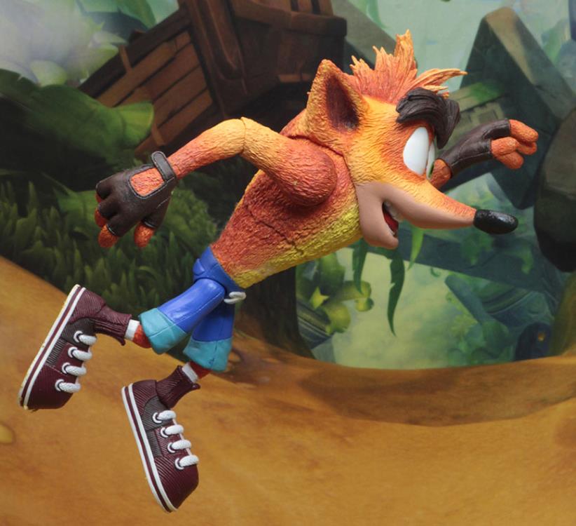 Crash Bandicoot Action Figure Gallery Image 8