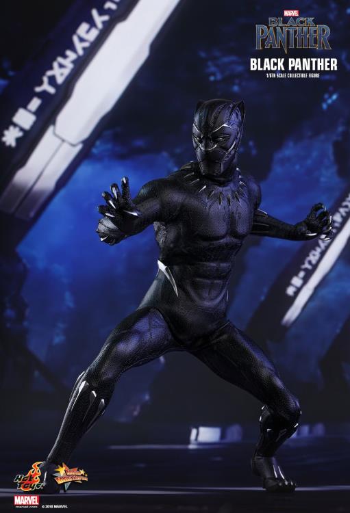 Black Panther MMS470 Black Panther 1/6th Scale Collectible Figure Gallery Image 7