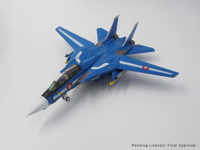 Robotech F-14 U.N. Spacy Max Type 1/72 Scale Collectible Model Gallery Image 3