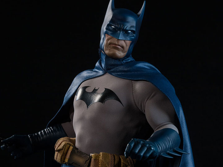 DC Comics Batman 1/6th Scale Figure Gallery Image 1