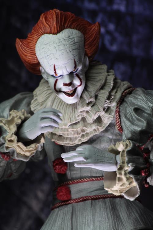 IT (2017) Ultimate Pennywise Figure Gallery Image 10