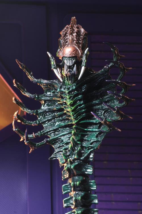Aliens Series 13 Set of 3 Figures Gallery Image 18