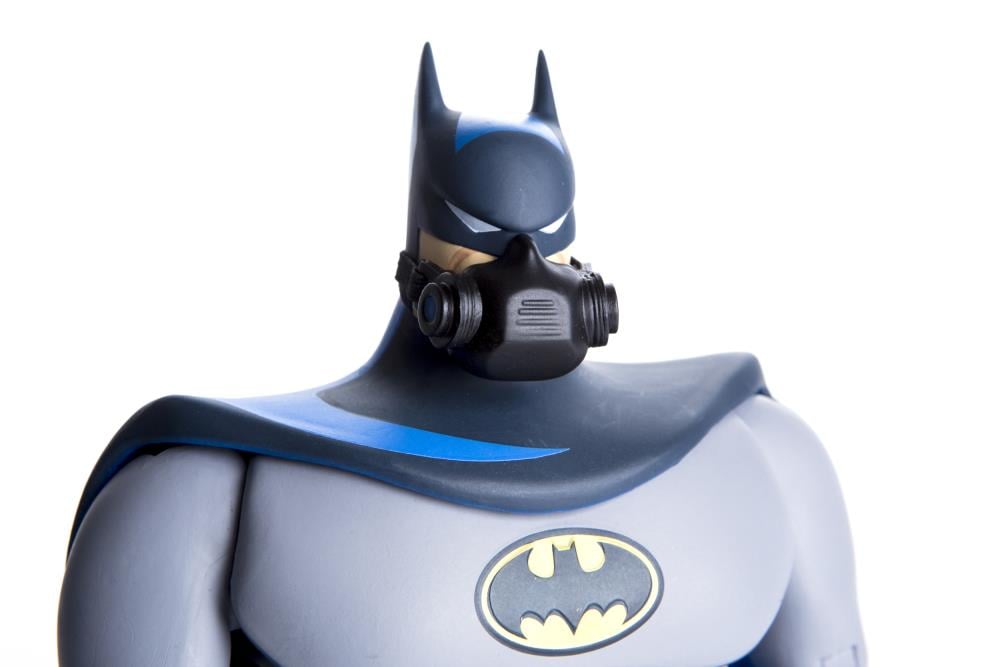 Batman: The Animated Series Batman 1/6 Scale Figure Gallery Image 10