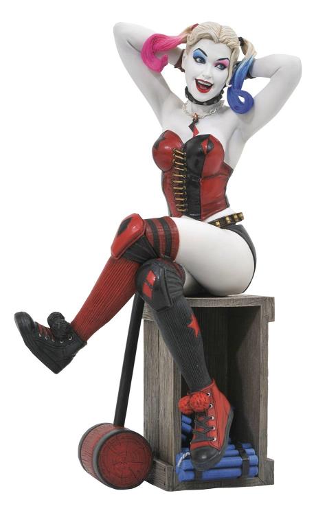 Suicide Squad (Comic) Gallery Harley Quinn Figure Gallery Image 3