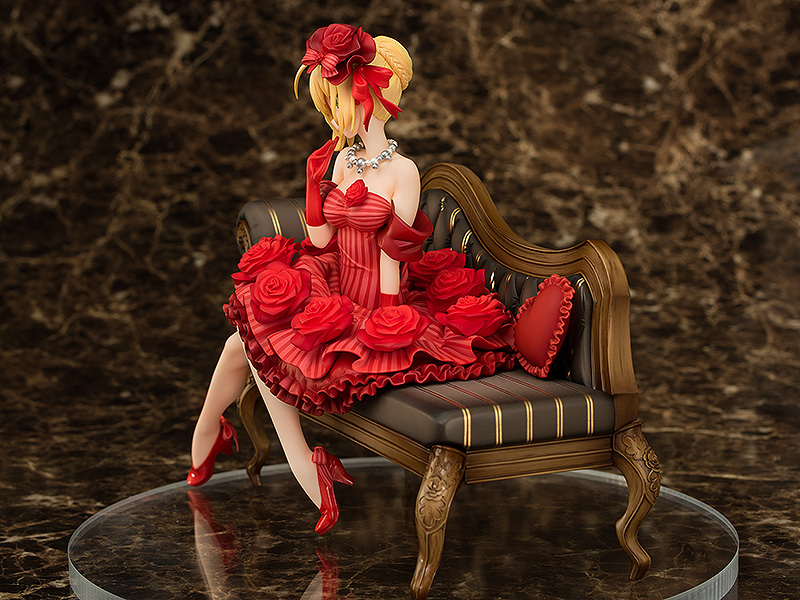 Fate/ Series Idol Emperor (Nero) 1/7 Scale Figure Gallery Image 6