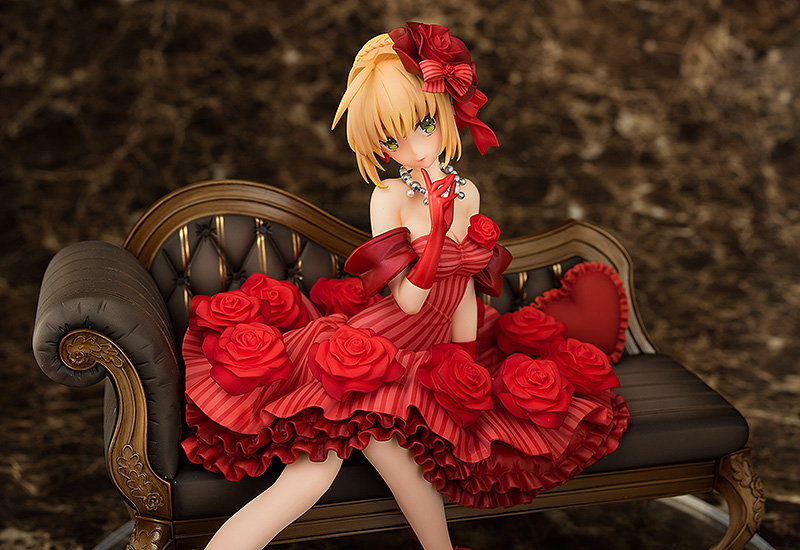 Fate/ Series Idol Emperor (Nero) 1/7 Scale Figure Gallery Image 8
