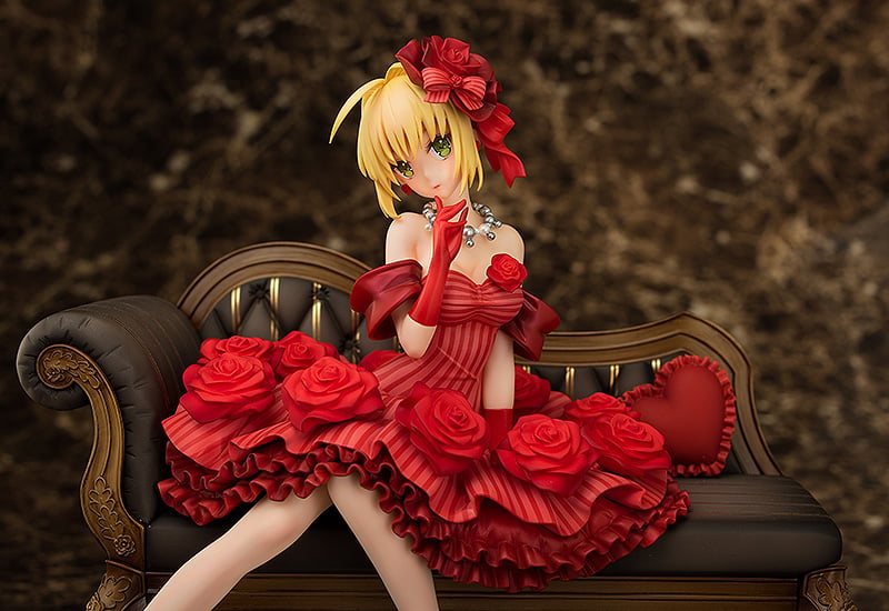 Fate/ Series Idol Emperor (Nero) 1/7 Scale Figure Gallery Image 7
