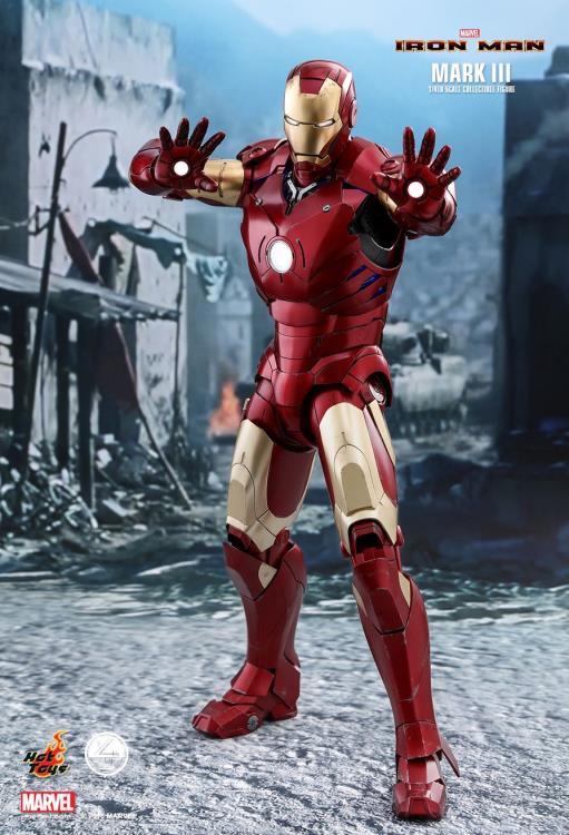 Iron Man QS011 Mark III 1/4th Scale Collectible Figure Gallery Image 5