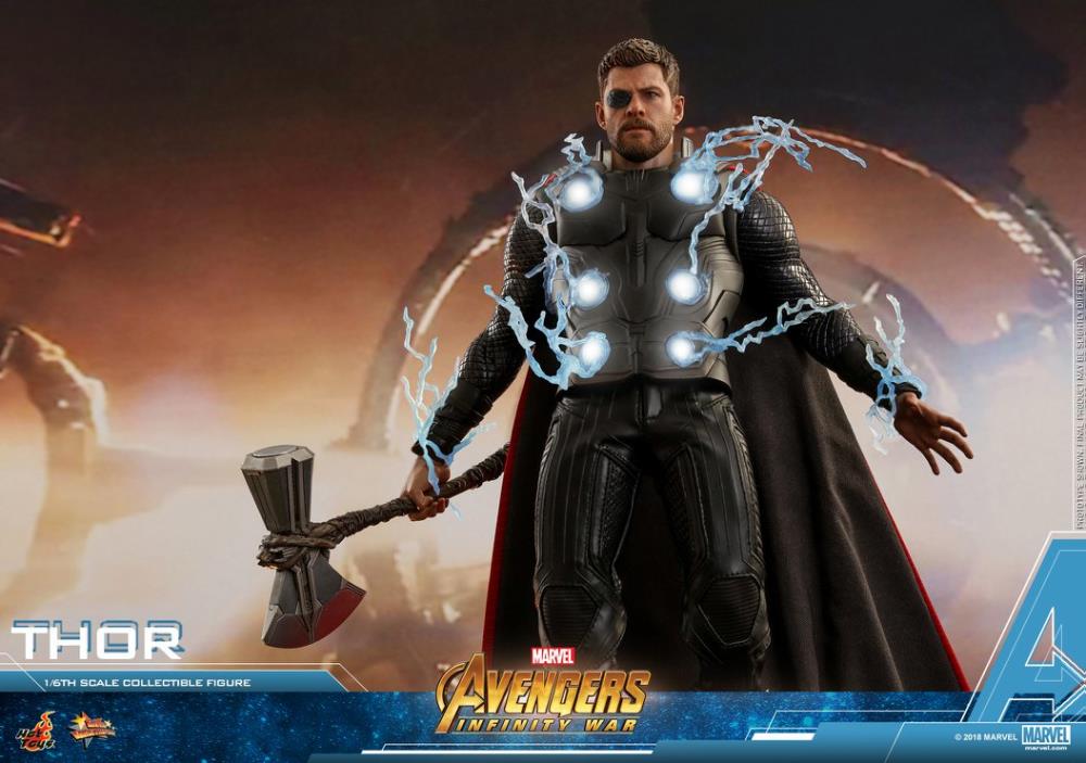 Avengers: Infinity War MMS474 Thor 1/6 Scale Collectible Figure Gallery Image 12