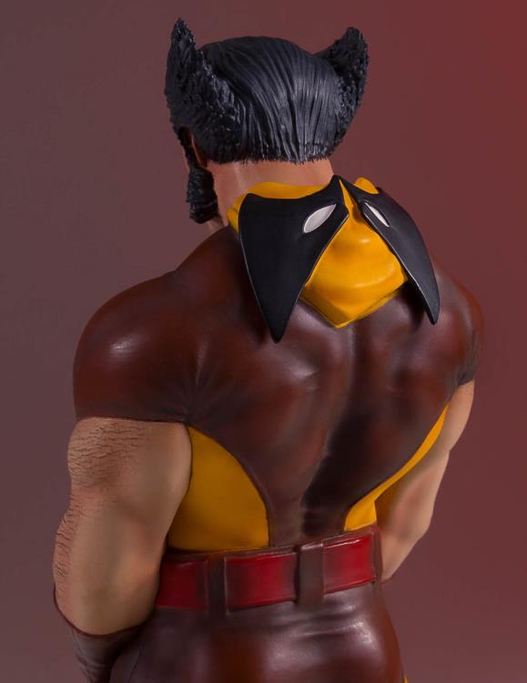 Marvel Collector's Gallery Wolverine (1980) Statue Gallery Image 14