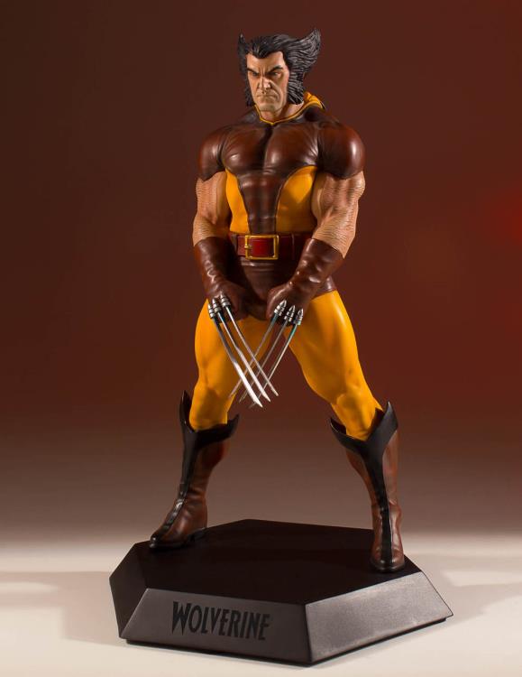 Marvel Collector's Gallery Wolverine (1980) Statue Gallery Image 11