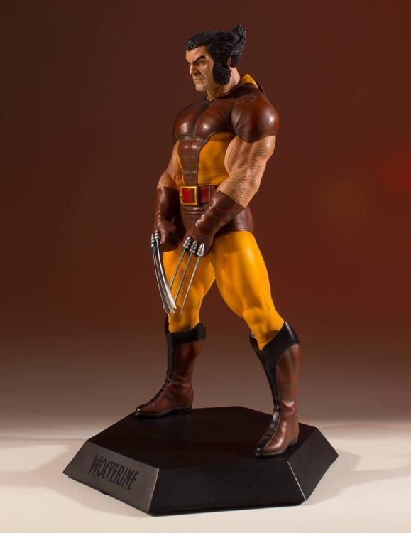 Marvel Collector's Gallery Wolverine (1980) Statue Gallery Image 4
