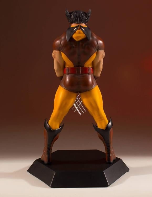 Marvel Collector's Gallery Wolverine (1980) Statue Gallery Image 7