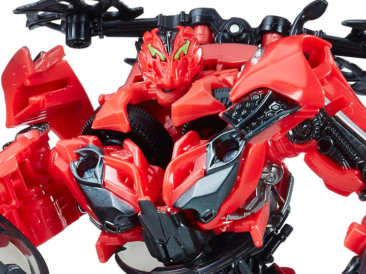 Transformers Studio Series 02 Deluxe Stinger