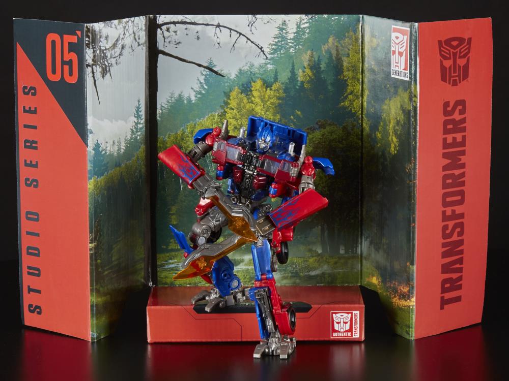 Transformers Studio Series 05 Voyager Optimus Prime Gallery Image 5
