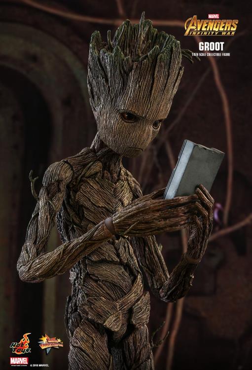 Avengers: Infinity War MMS475 Groot 1/6 Scale Collectible Figure Gallery Image 10