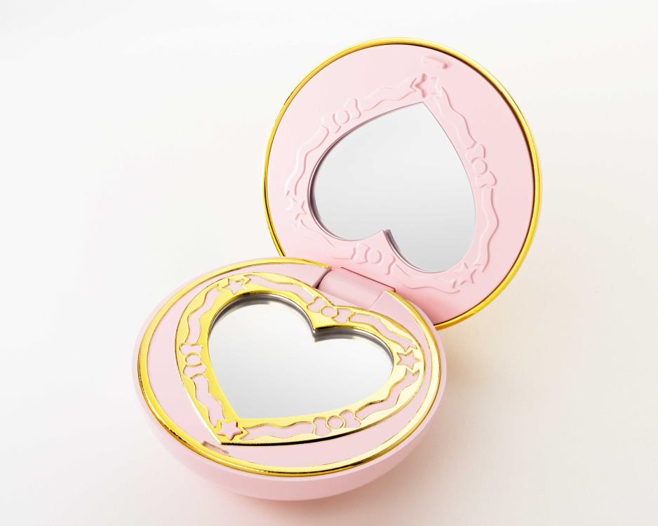 Sailor Moon Proplica Sailor Chibi Moon Prism Heart Compact Gallery Image 10