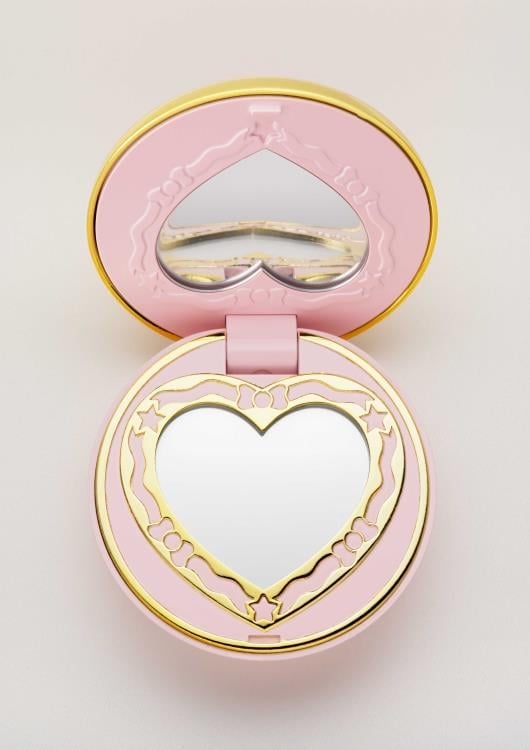 Sailor Moon Proplica Sailor Chibi Moon Prism Heart Compact Gallery Image 9