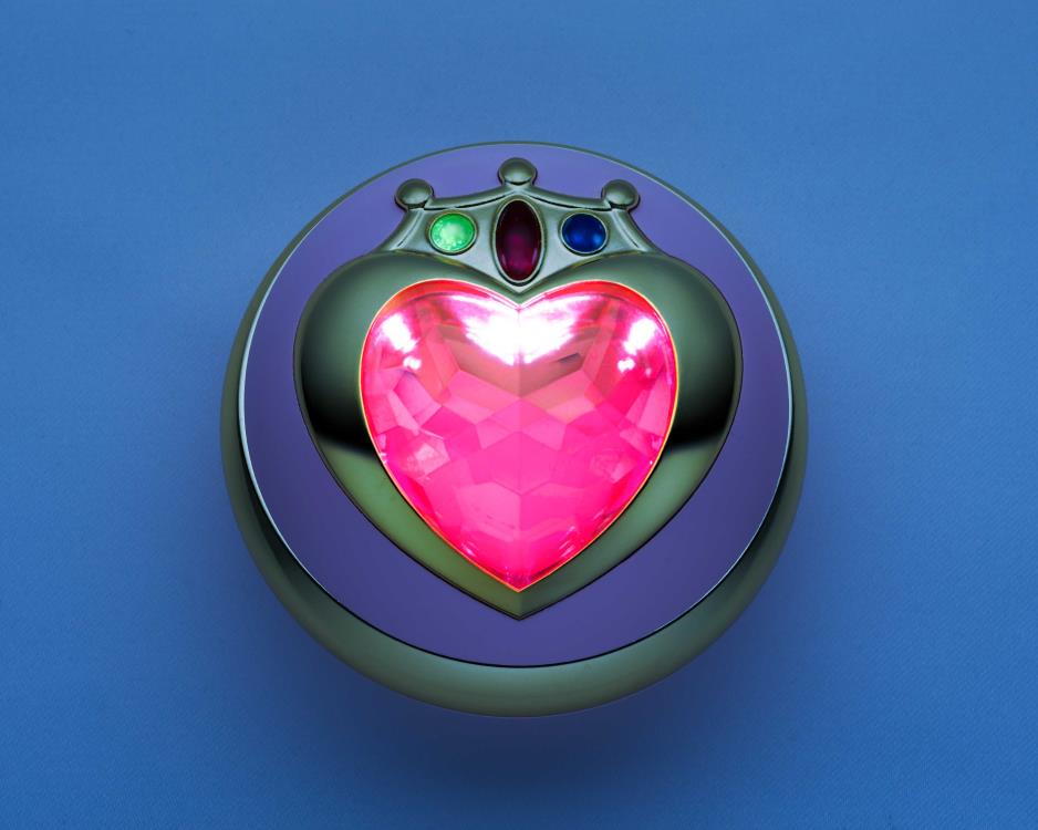 Sailor Moon Proplica Sailor Chibi Moon Prism Heart Compact Gallery Image 5