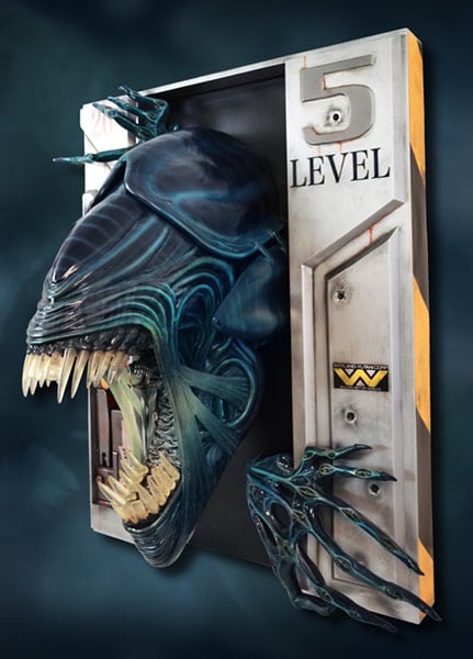 Aliens Alien Queen Life-Size Wall Sculpture Gallery Image 4
