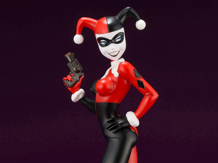 Batman: The Animated Series ArtFX+ Harley Quinn Statue Gallery Image 1