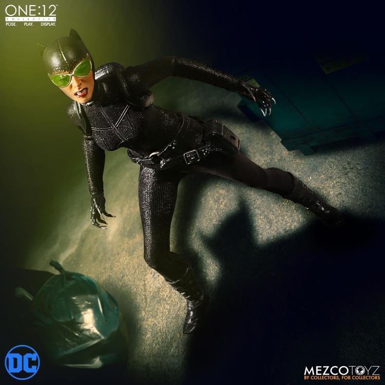 DC Comics One:12 Collective Catwoman Gallery Image 8