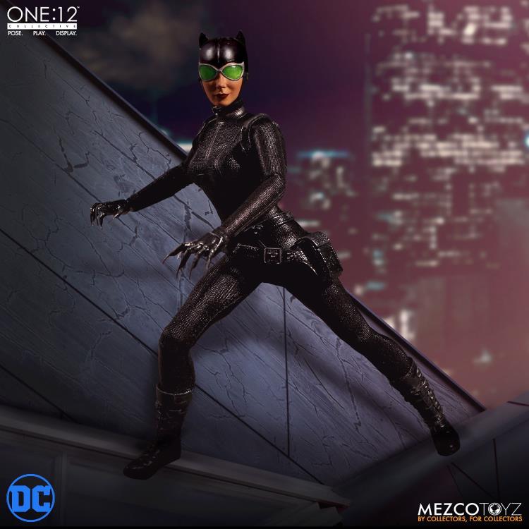 DC Comics One:12 Collective Catwoman Gallery Image 5